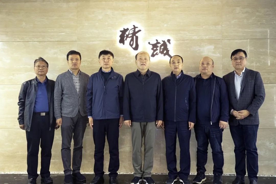 西安市政協(xié)、市僑聯(lián)領(lǐng)導(dǎo)一行蒞臨精誠集團(tuán)調(diào)研指導(dǎo)