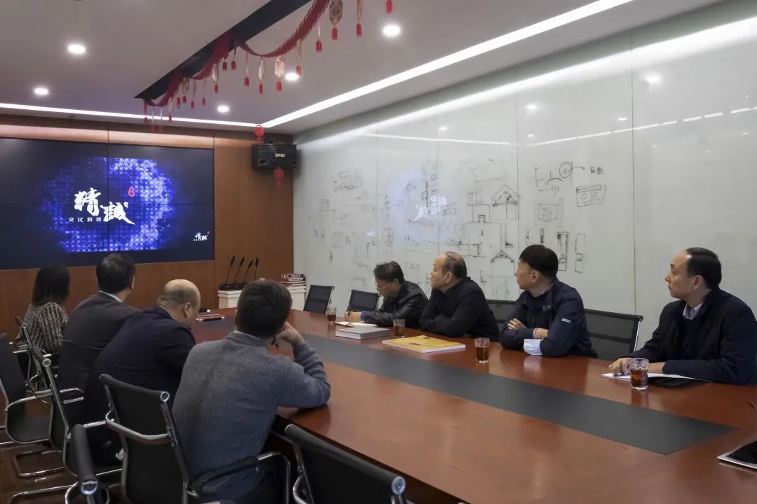 西安市政協(xié)、市僑聯(lián)領(lǐng)導(dǎo)一行蒞臨精誠集團(tuán)調(diào)研指導(dǎo)