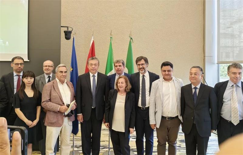 會務(wù)保障 精誠所至丨中國(西安)-意大利招商懇談會順利舉行 會務(wù)保障 精誠所至丨中國(西安)-意大利招商懇談會順利舉行