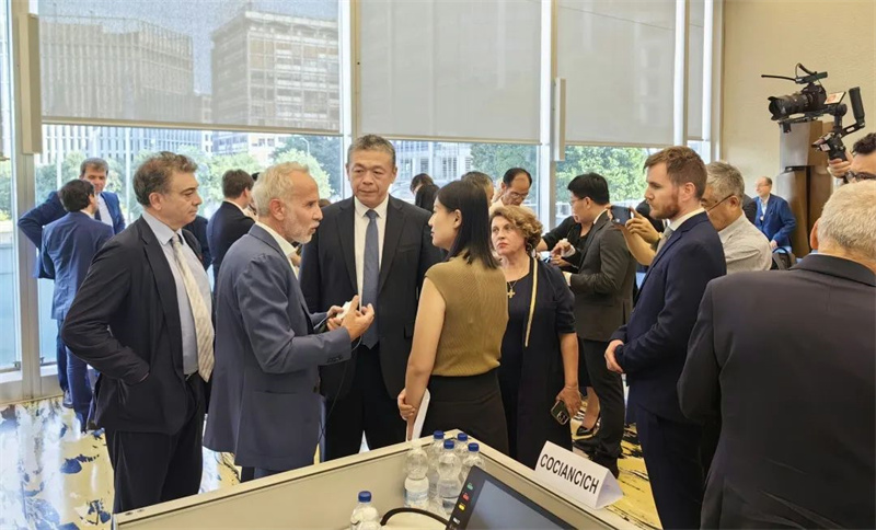 會務(wù)保障 精誠所至丨中國(西安)-意大利招商懇談會順利舉行 會務(wù)保障 精誠所至丨中國(西安)-意大利招商懇談會順利舉行