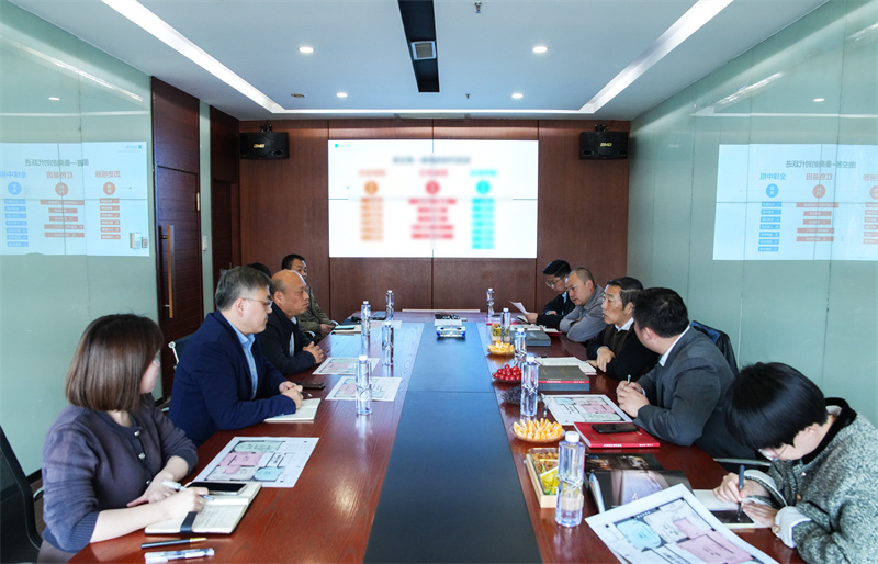 精誠動態(tài)丨秦商總會黨委書記、秘書長等領(lǐng)導(dǎo)一行蒞臨精誠走訪調(diào)研